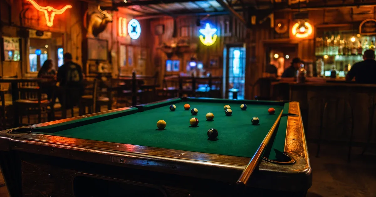 Pool Table Etiquette Tips for Bar Players in Houston